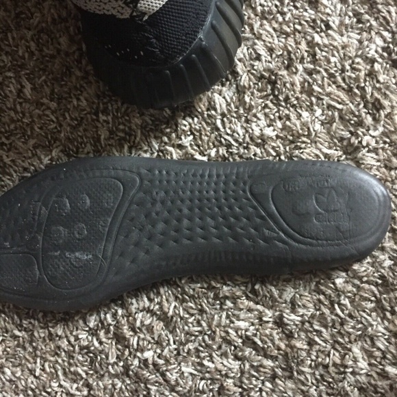 adidas yeezy 350 boost oreo size 8 - Picture 5 of 5